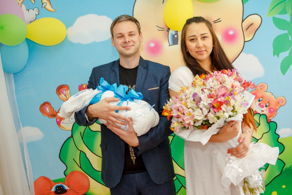Днем, картинки роддом выписка