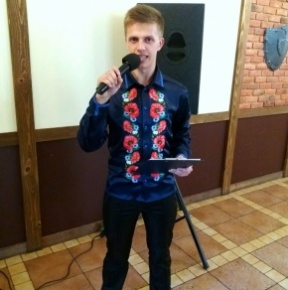 Дмитрий - Професійний ведучий,режисер,артист-вокаліст на ваше свято. Організація шоу-програм,концертів. Якщо в